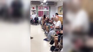 Thác loạn cùng các ông trong viện dưỡng lão nhìn dâm loạn vl