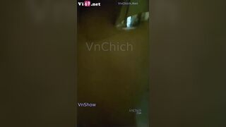 Ép em ra ban công vừa chịch em vừa sợ người lạ thấy