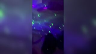 Thác loạn phòng bay vừa hít ke vừa địt tập thể nhân viên Ở Hải Phòng