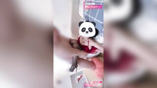 giáo viên đến khách sạn phía sau tòa nhà giảng dạy của trường để quan hệ tình dục