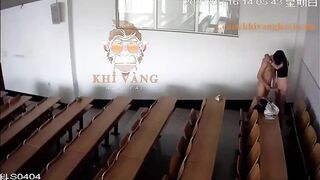 Phát hiện học sinh gạ địt cô giáo sau khi cả trường đi về và cái kết
