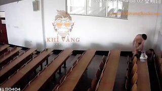 Phát hiện học sinh gạ địt cô giáo sau khi cả trường đi về và cái kết
