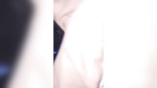 Sục lén lên vú người yêu ngủ say