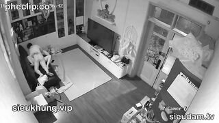 [Seri Hack Cam], E gái đi làm về bị thg a trai đè ra trước TV địt