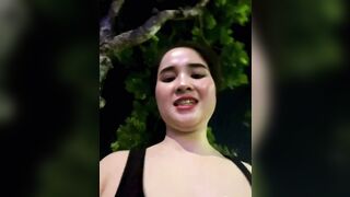 Chị mbbg đi thể dục thì cho người lạ xem vú gạ địt