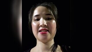 Chị mb khoe lồn đít to ngoài công viên gạ địt trai trẻ