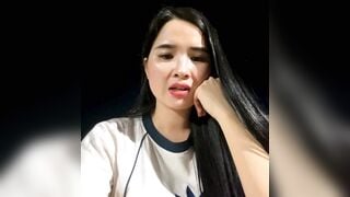 Chị mb đi gạ trai ngoài công viên