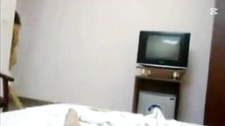 40.42một em sinh viên việt nam bán dâzm