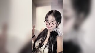 Clip Hot Nguyễn Thảo Anh Cắp Sừng Chồng Bắt Đổ Vỏ