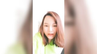 Em gái kh sợ cứ việc khoe hàng