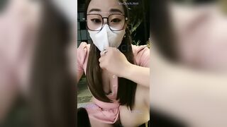 Em idol QQLive HL Yuna9x không mặc quần lót ra ngoài công viên gạ chịch anh bảo vệ
