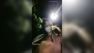 Em idol QQLive HL Yuna9x không mặc quần lót ra ngoài công viên gạ chịch anh bảo vệ