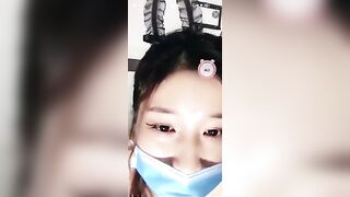 Bé thỏ show trên bunny live