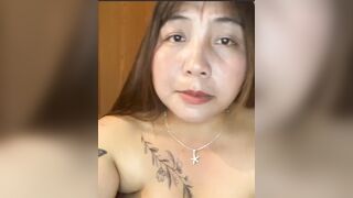 Hồng tỉ Việt Nam lồn múp vú to mới đẻ đã nứng lồn