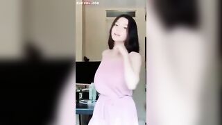 Full clip e teen học sinh Váy hồng show lồn cosplay djt sướng vl ra