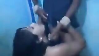 E gái Việt bị thg Tây Châu Phi ép bú cu lút cán ở Campuchia
