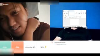 Omegle gái châu á vú to khát tình show cho anh tây