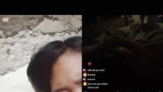 Omegle vú Philippines dành tặng cho người lạ