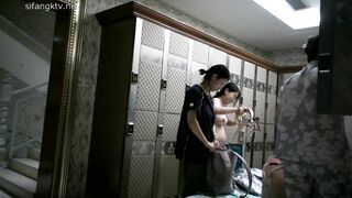 Quay Lén Phòng Tắm Nữ KhuTập Thể