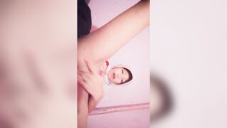 nhìn mún liếm l 4