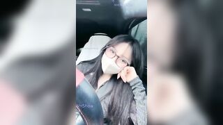 (Eria2004) mặc đồ lót sexy lái oto đi gặp người yêu của em trong khách sạn