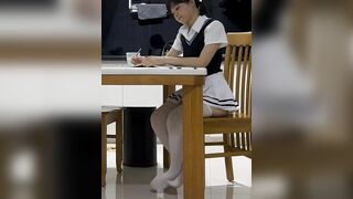 Đang học bài thì bị cướp vào nhà thông đít
