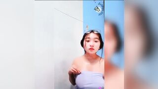 Chát sex cùng em gái vú to đầu ti hồng dâm đãng