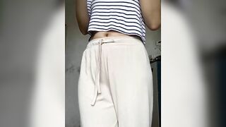 Cô giáo mầm non thủ dâm