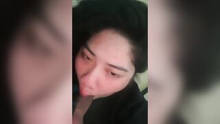 Chị gái chubby thích bú cặc em trai cặc to