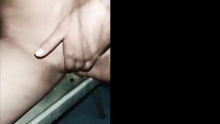 E học sinh bị bắt nạt, Ép cởi đồ thủ dâm trong lớp r djt nhau