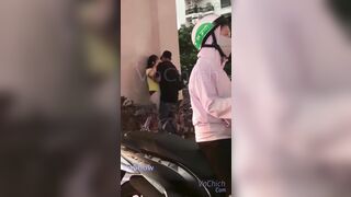 Dôi học sinh đụ nhau dưới gầm cầu cao tốc như trốn ko người