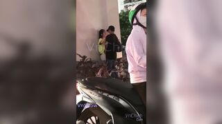Dôi học sinh đụ nhau dưới gầm cầu cao tốc như trốn ko người