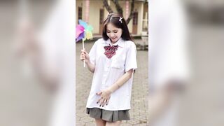 lột đồ các e gái teen
