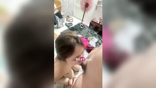 Hàng to vậy mà em vẫn bú nút cán được