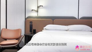 Em gái sinh viên chịch nhau ở khách sạn với giá 3000 tệ