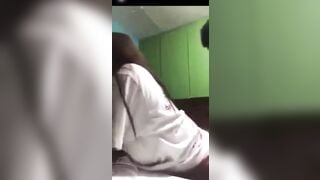 Chị gái dâm gạ em trai hàng xóm bị ngốc địt nhau được cái cặc to địt bền