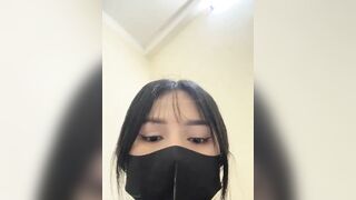 Độc lạ Eira 2004 đi dạo gạ bú cu trai trẻ mà ko đc nên thủ dâm luôn
