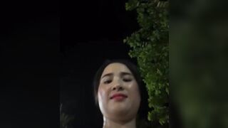 Chị mb vú to thích gạ trai trên live khi đi tập thể dục