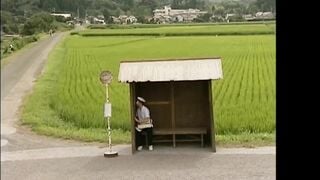 Cô gái để 3 tên chủ nợ đụ để trừ nợ ngoài đồng