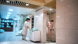 Quay Lén Phòng Tắm Tập Thể Nữ P1