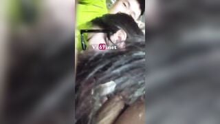 Lén bóp vú con bạn thân trên võng khi bố mẹ ngồi nói chuyện r bú cu