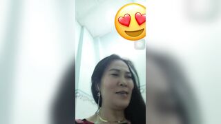 Máy bay chat sex với trai trẻ