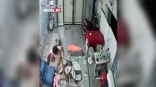 Quay lén 2 e học sinh ở nhà thủ dâm cho nhau mà ko cho djt