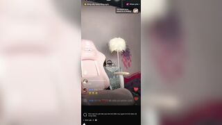 Thư xinh trả kèo úp rổ tiktok lông lồn lộ đen sì