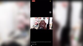Thôi xong camera phản chủ rồi, lồn múp lộ ngay trên live
