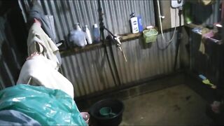 Quay lén em gái miền tây tắm