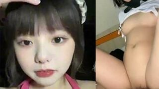 Chịch Sinh Viên Tóc Ngắn Lồn Múp Càng Đụ Càng Phê