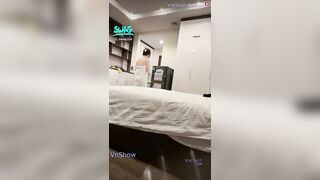 Clip sex Tàu khựa qua Việt Nam chơi gái còn livestream trên SWAG live - Phần 8 (Nhân
