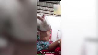 Chat sex cùng e học sinh *** thủ dâm bằng bút cực cuốn