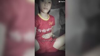 Capcut giật giật (12)